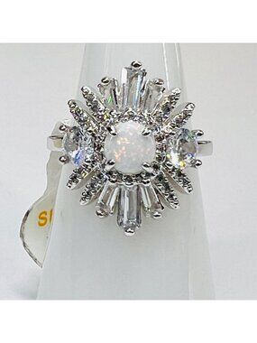 Ring Bomb Party Ring, Size 7, NWOT, white stone, silver color band